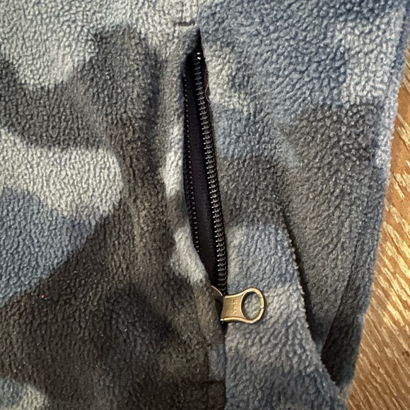 Fleece jacket - Picture 3 of 3